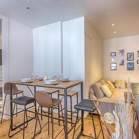 Apartment Le Saint Jacques 5 *